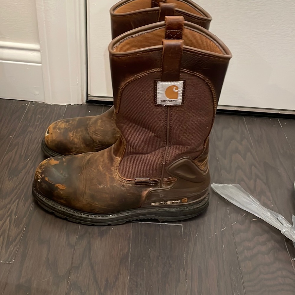Carhartt steel toe distressed work boots